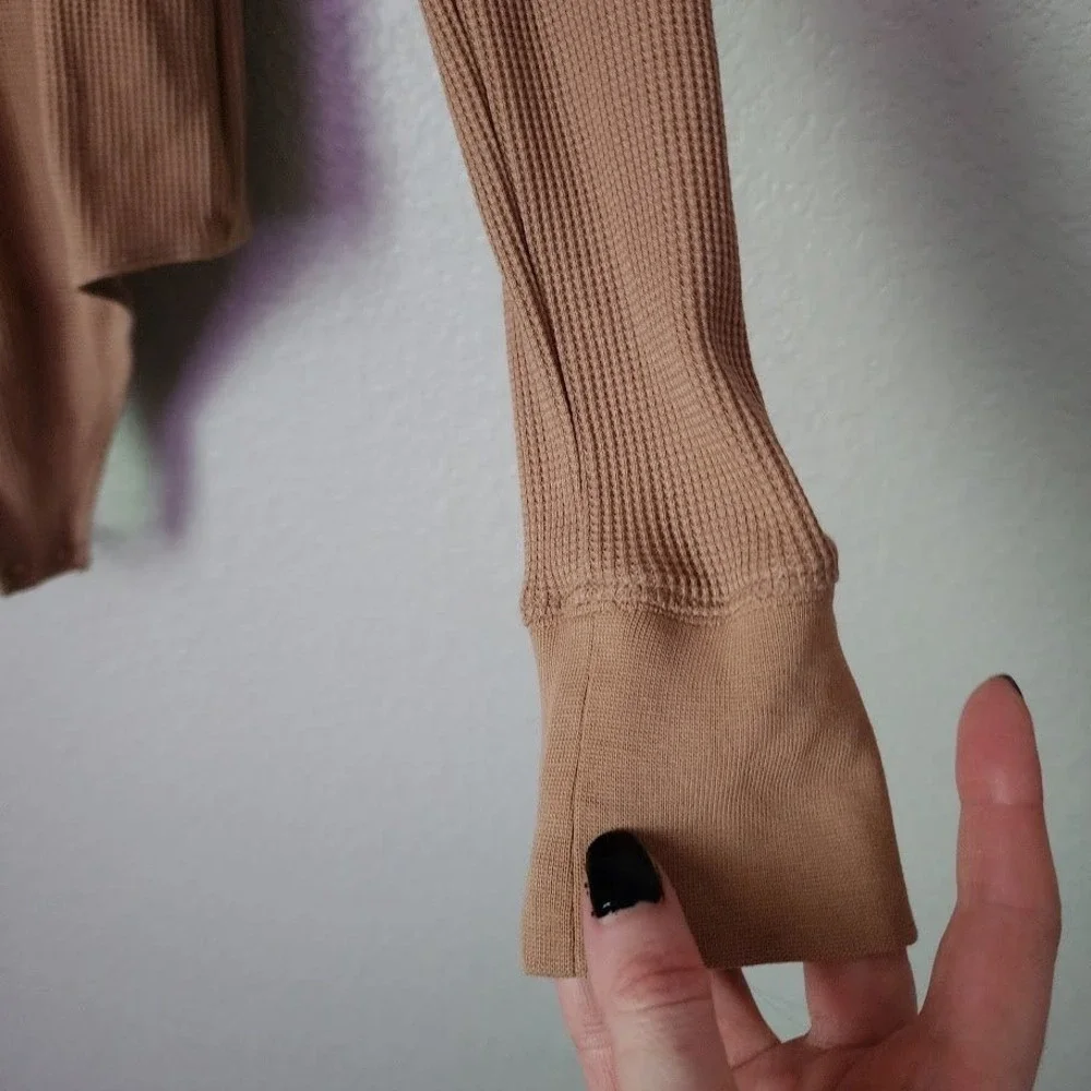 NUUDS long sleeve ribbed bodysuit in mocha‎ brown minimalist basic S